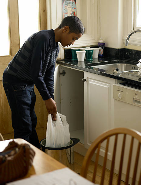 Household Junk Removal in New London, IA